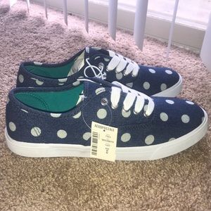Aèropostale Women Sz9 Low-Top Snkrs
